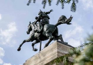 Monumento equestre dedicato ad Anita Garibaldi