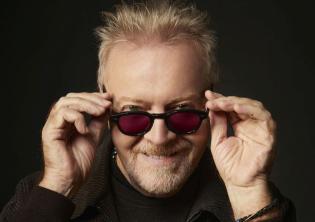 Umberto Tozzi - L'ULTIMA NOTTE ROSA