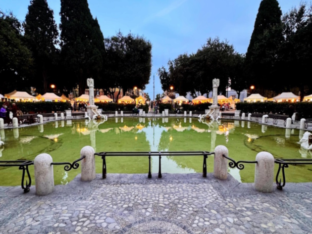 Mercatino di Natale di Piazza Mazzini Mercatino di Natale di Piazza Mazzini